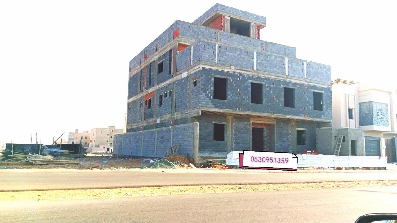 مظلات سيارات خارجية